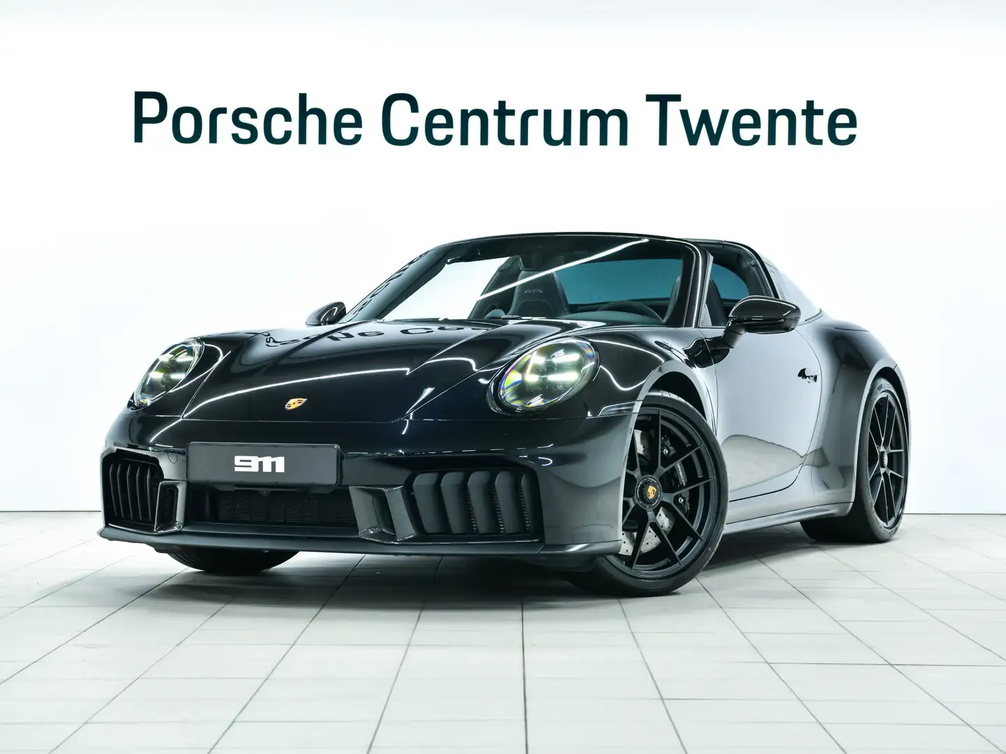 Porsche 992 Targa 4 GTS Zwart - 1
