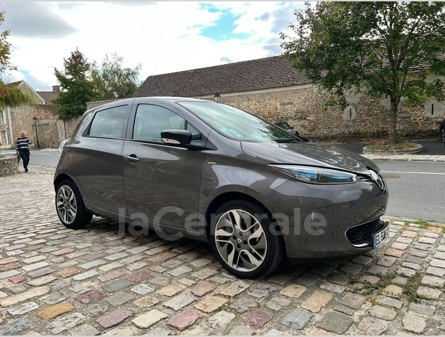 Renault ZOE Edition One Gamme 41 KW/H - Cuir - Bose -BVA Gris - 1