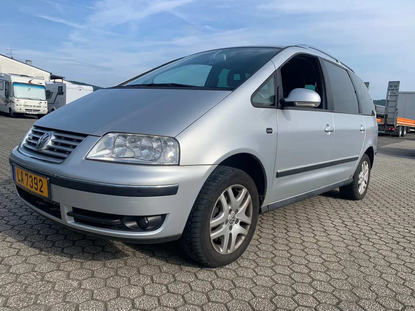 Volkswagen Sharan Sportline V6 4Motion Grau - 2