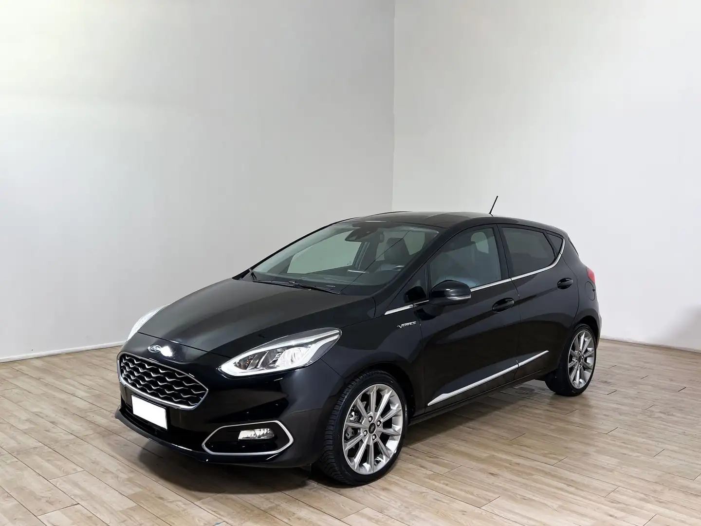 Ford Fiesta Fiesta 1.5 EcoBlue 5 porte Vignale Nero - 1
