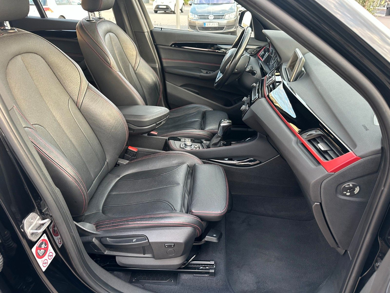 BMW X1 xDrive 20i Sport Line-LED-KAMERA-LEDER-GEPFLT — photo 12