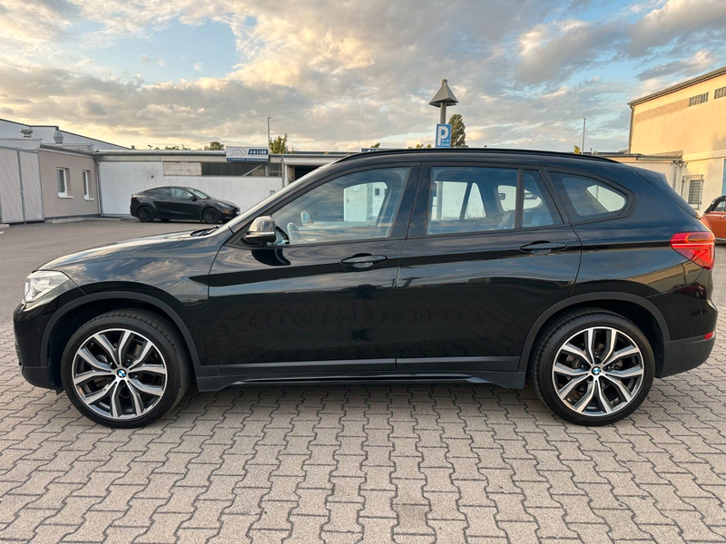 BMW X1 xDrive 20i Sport Line-LED-KAMERA-LEDER-GEPFLT — photo 8