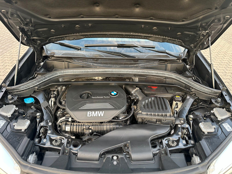 BMW X1 xDrive 20i Sport Line-LED-KAMERA-LEDER-GEPFLT — photo 16