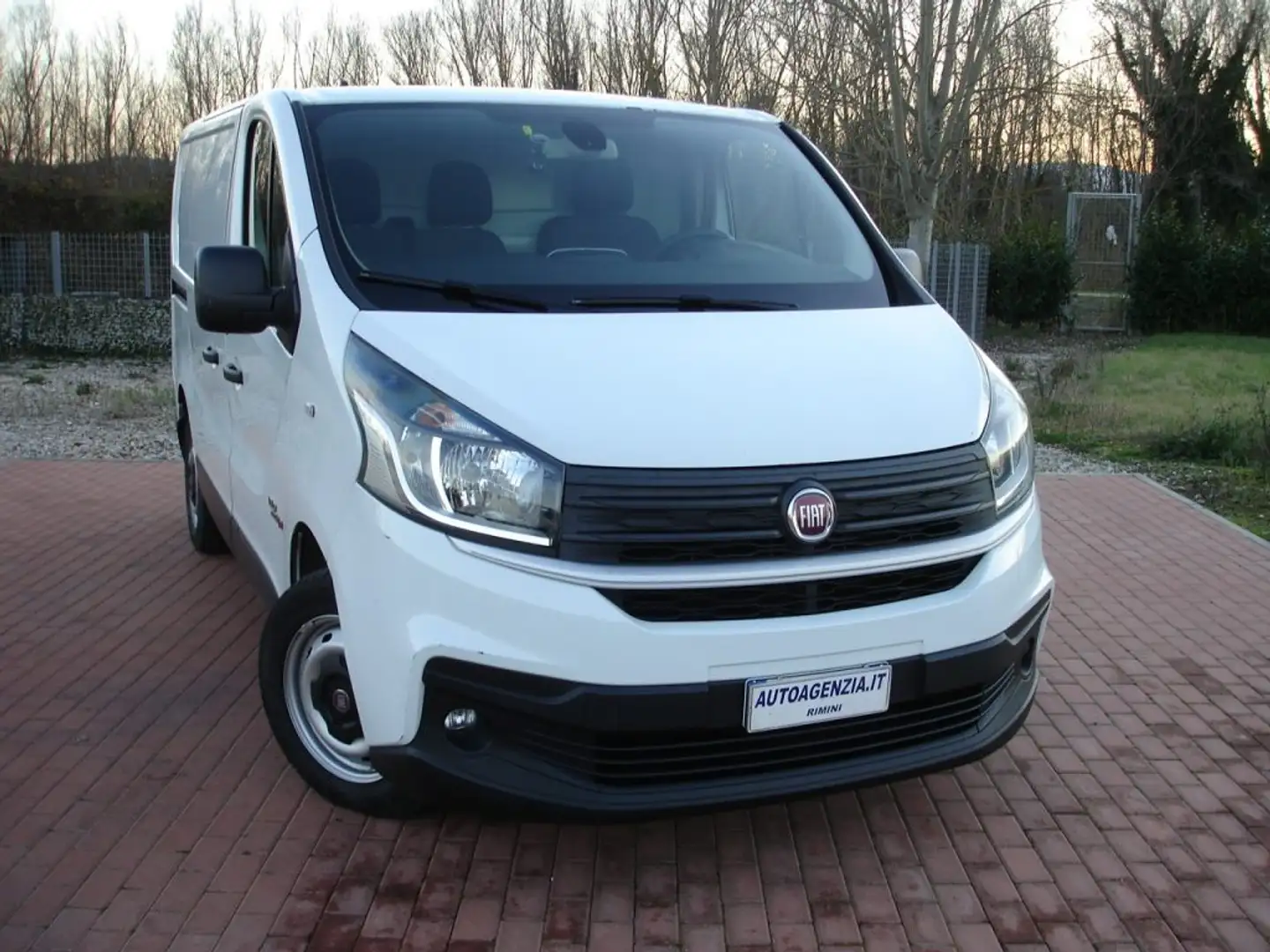 Fiat Talento 1.6 MJT 120CV PC-TN Furgone 12q EURO 6 Blanc - 1