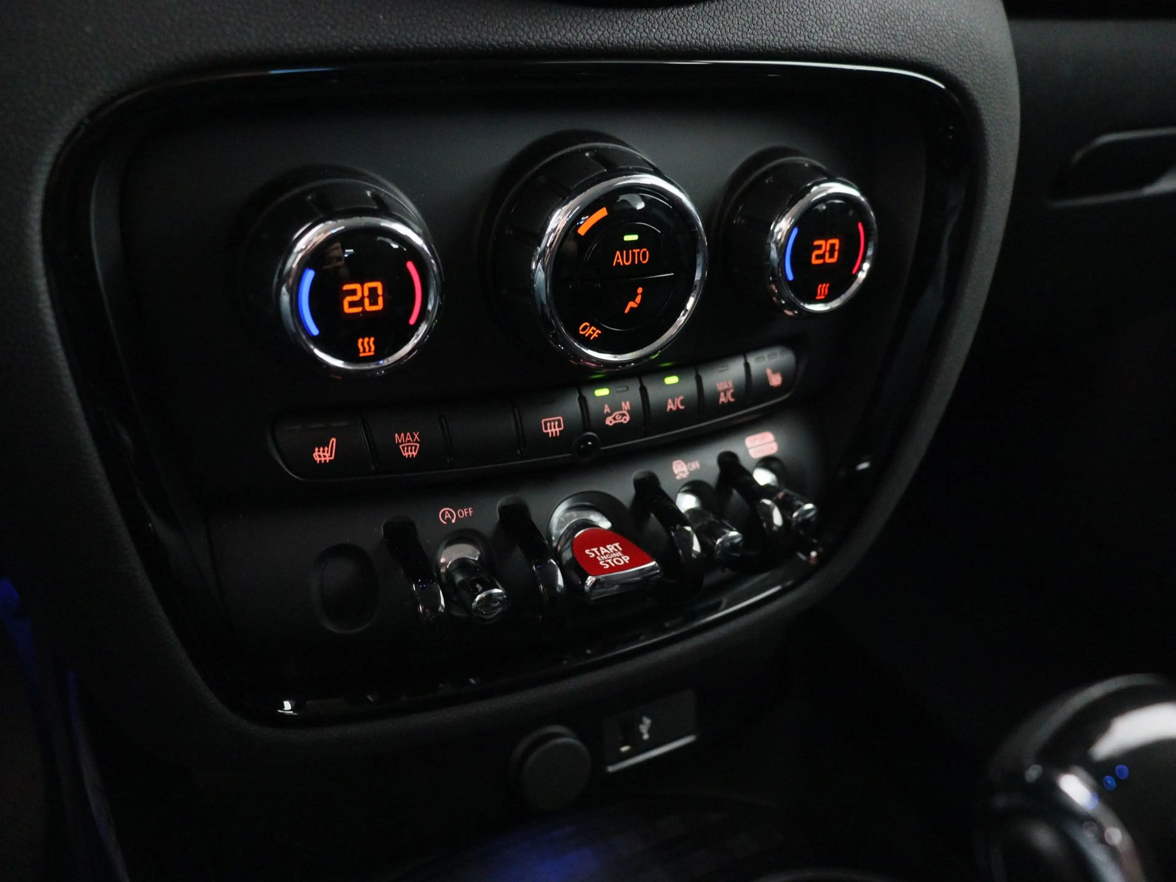 MINI Cooper Clubman Aut. — photo 13