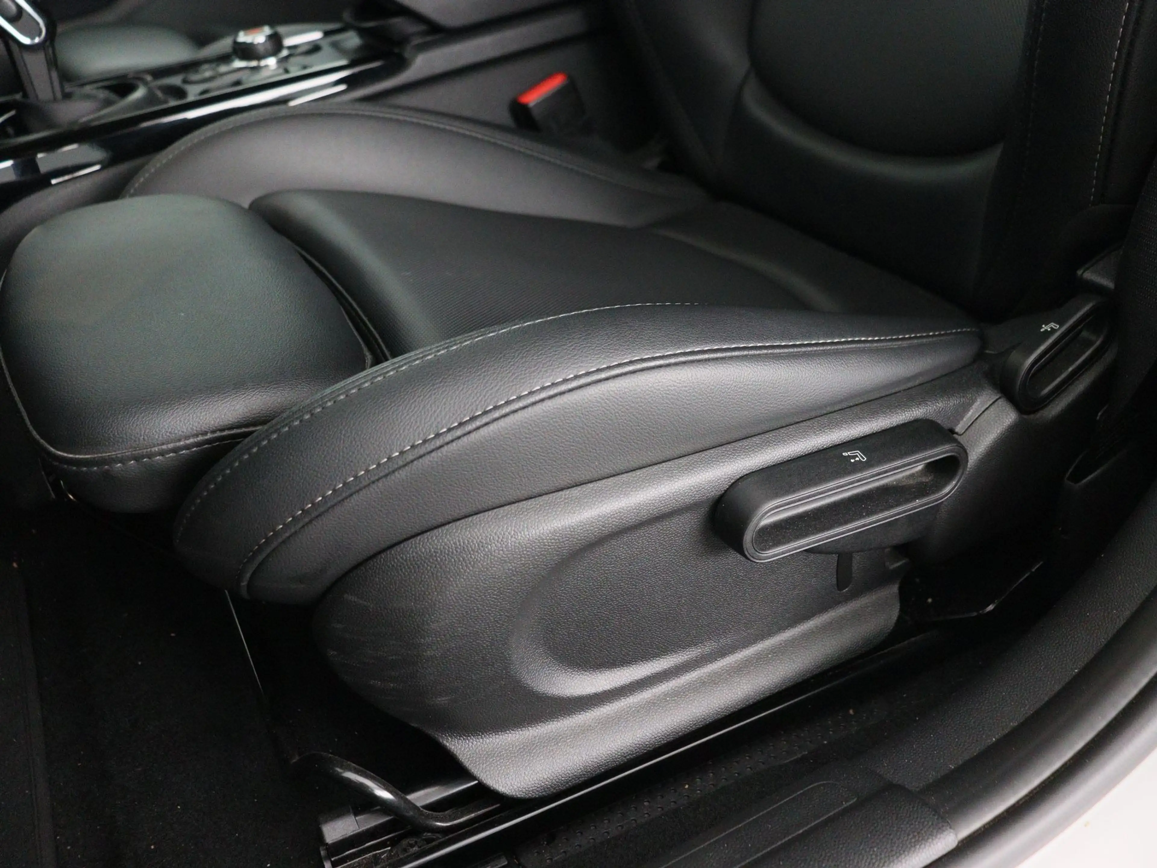 MINI Cooper Clubman Aut. — photo 9