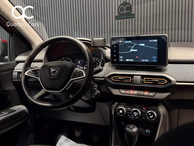 Dacia Sandero view 9