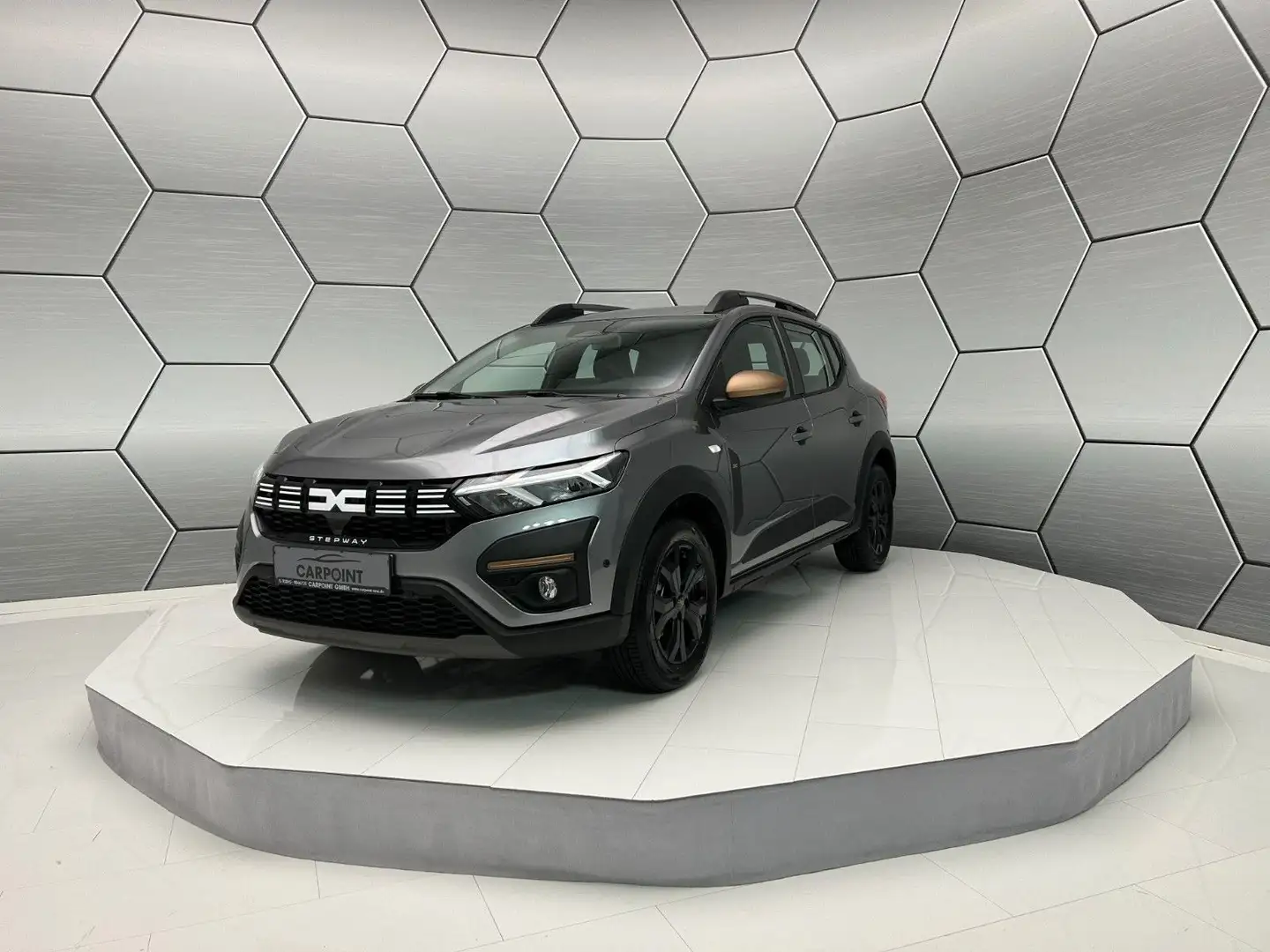 Dacia Sandero Stepway Extreme+ ECO-G Grau - 1