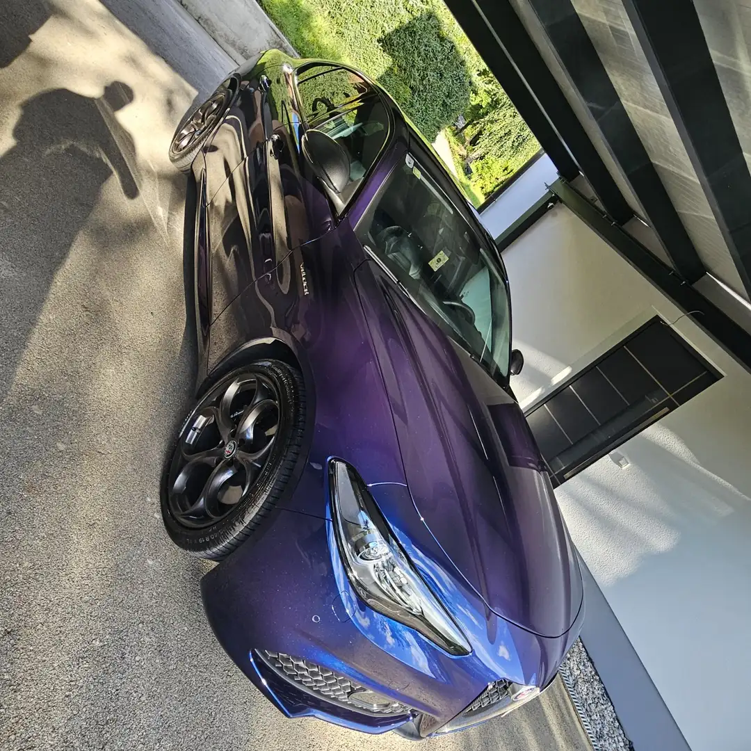 Alfa Romeo Giulia Veloce 2,2 210 AT AWD - 1