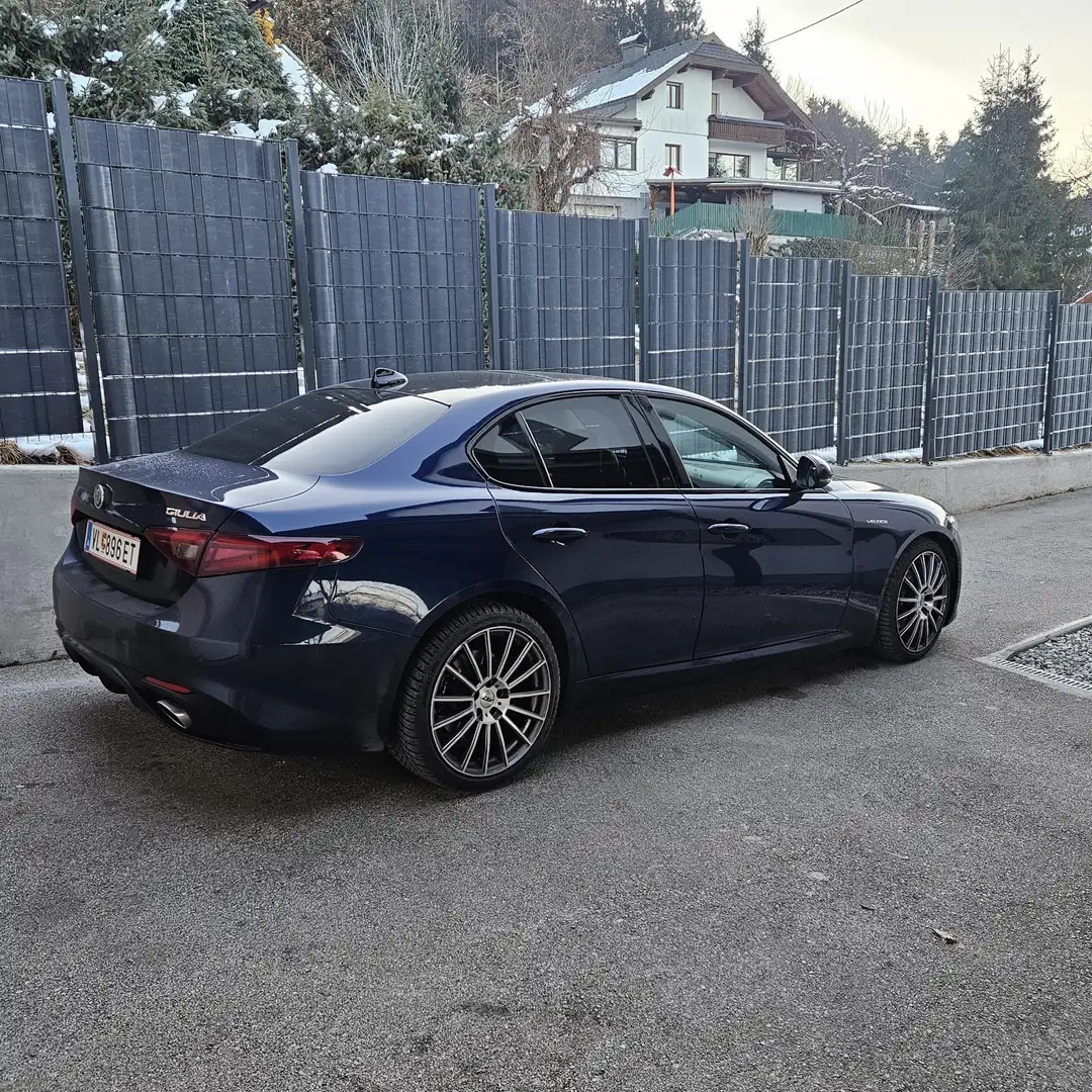 Alfa Romeo Giulia Veloce 2,2 210 AT AWD - 2
