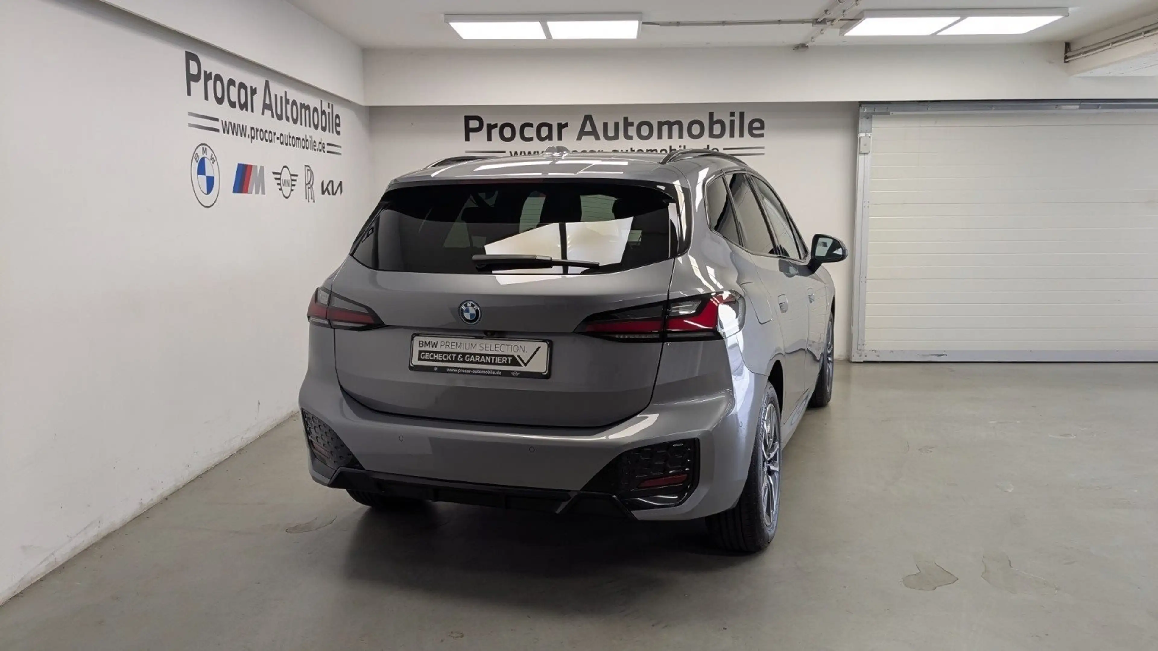 BMW 225 e xDrive Active Tourer M Sport AHK Pano DA 17'' — photo 4