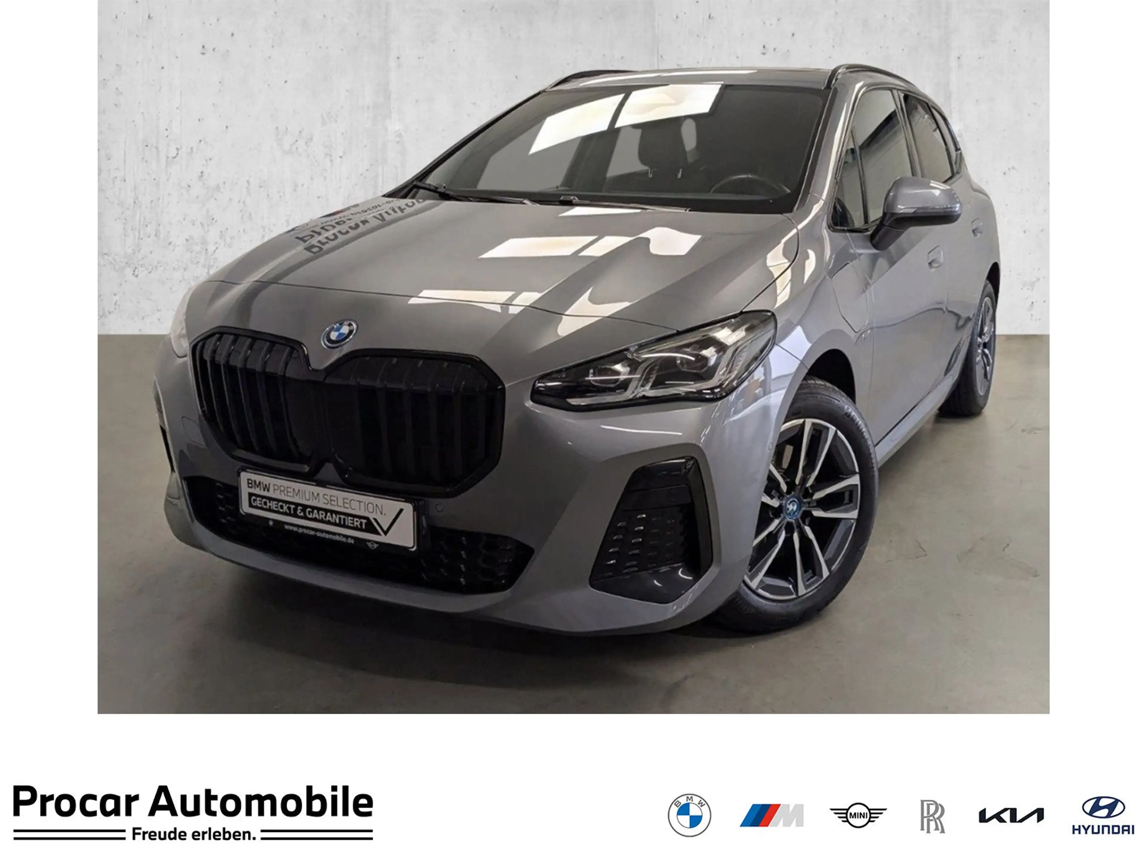 BMW 225 e xDrive Active Tourer M Sport AHK Pano DA 17''
