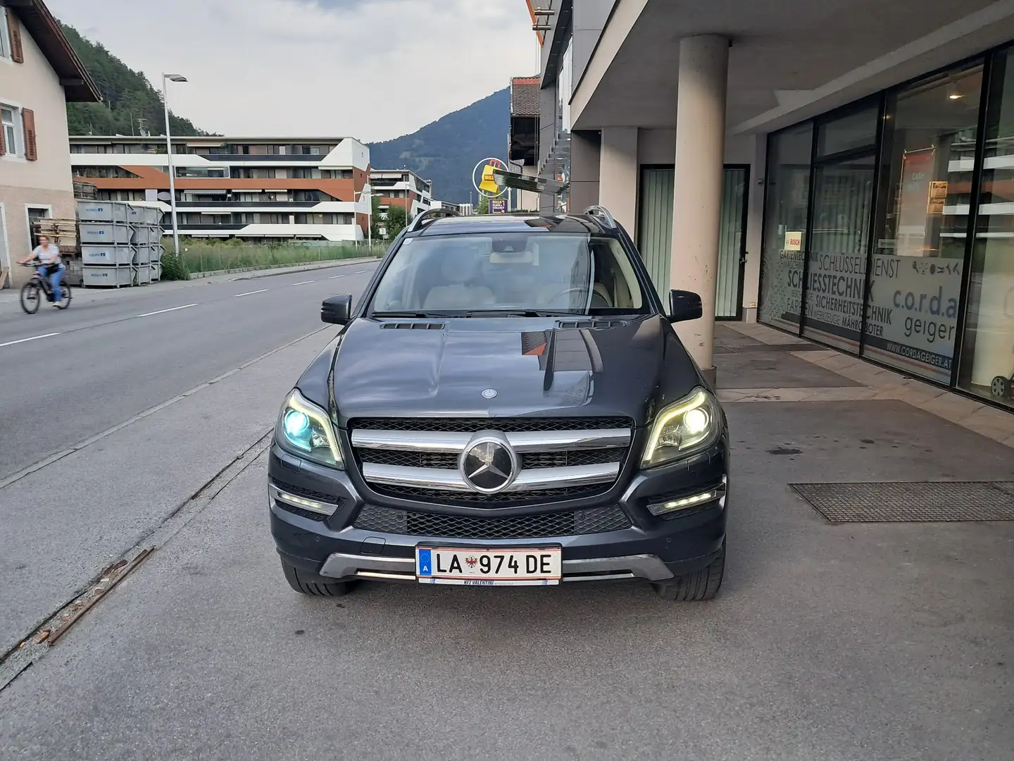 Mercedes-Benz GL 350 BlueTEC 4MATIC Aut. - 1