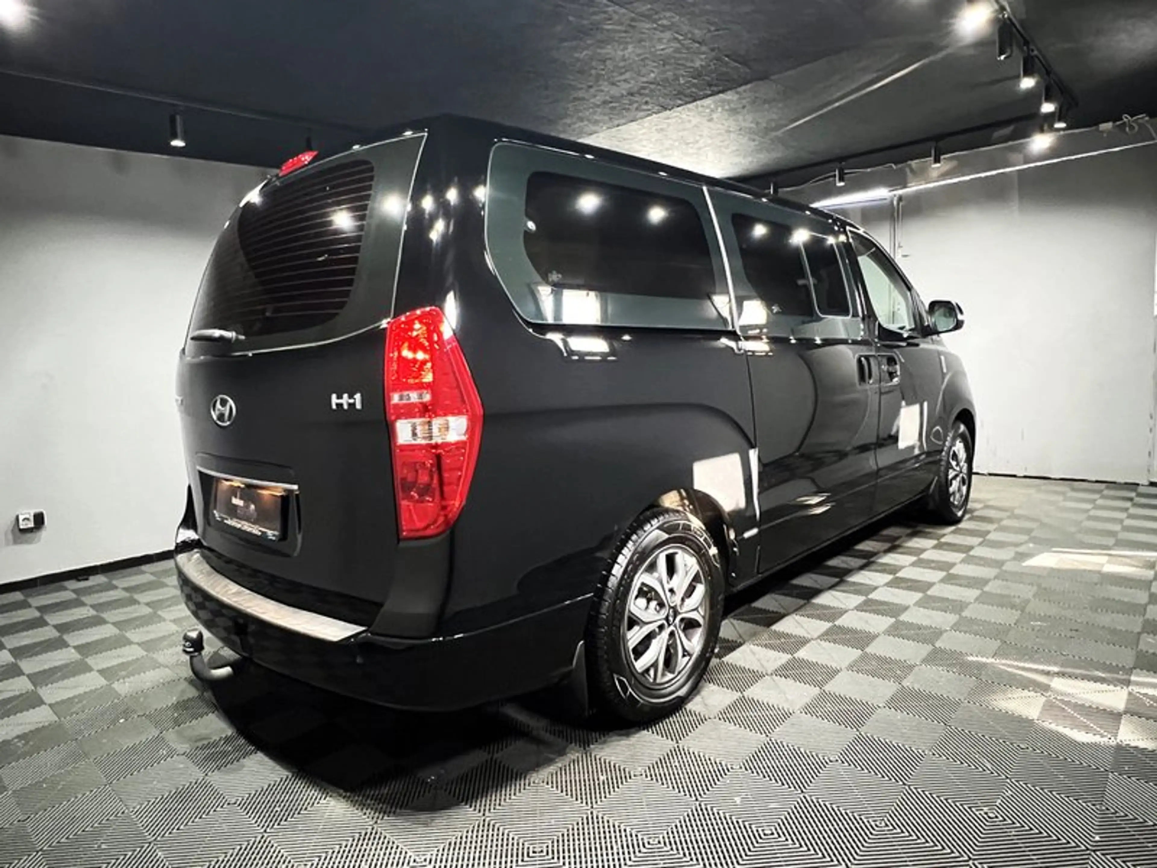 Hyundai H-1 Travel Premium|5*JAHRE*GARANTIE|AUTOM|LEDER — photo 4