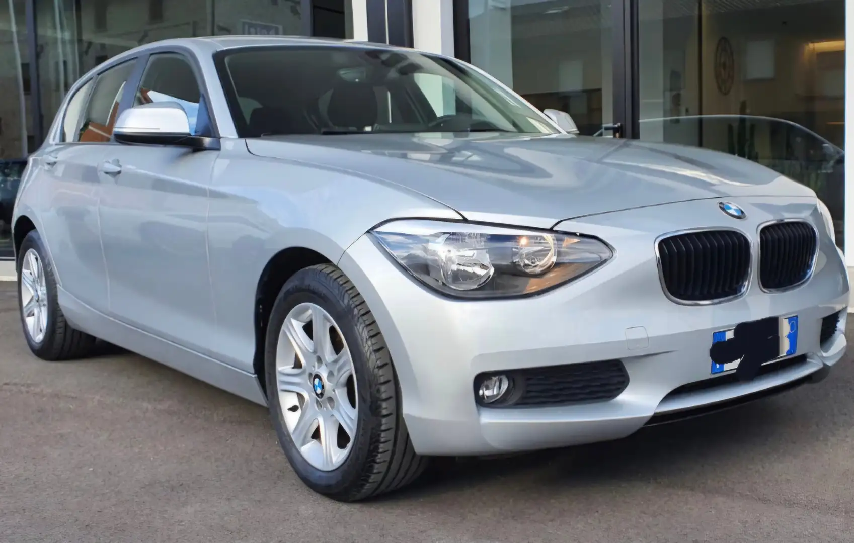 BMW 116 Serie 1 F/20-21 2011 116d 5p Joy Argento - 1