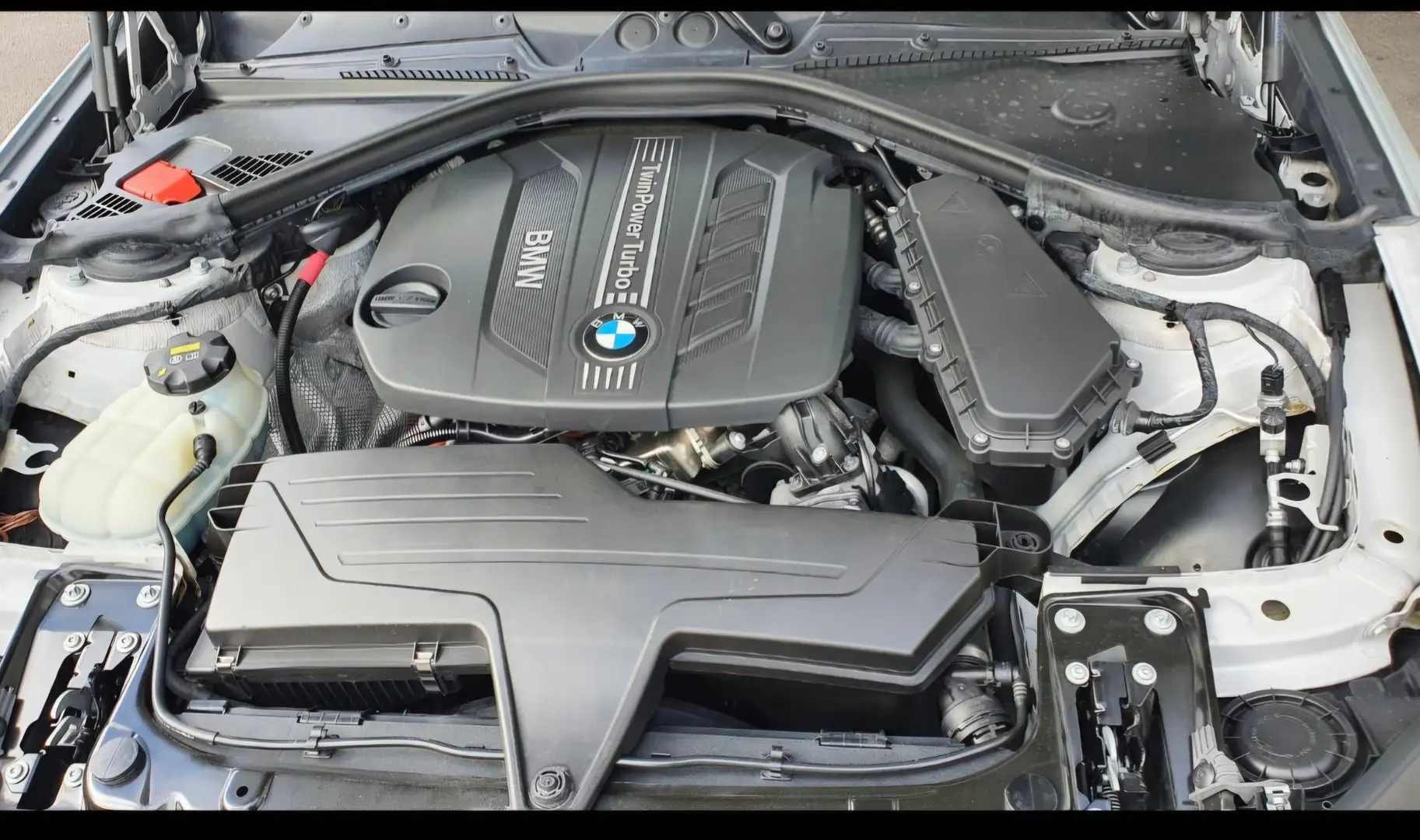 BMW 116 Serie 1 F/20-21 2011 116d 5p Joy Argento - 2