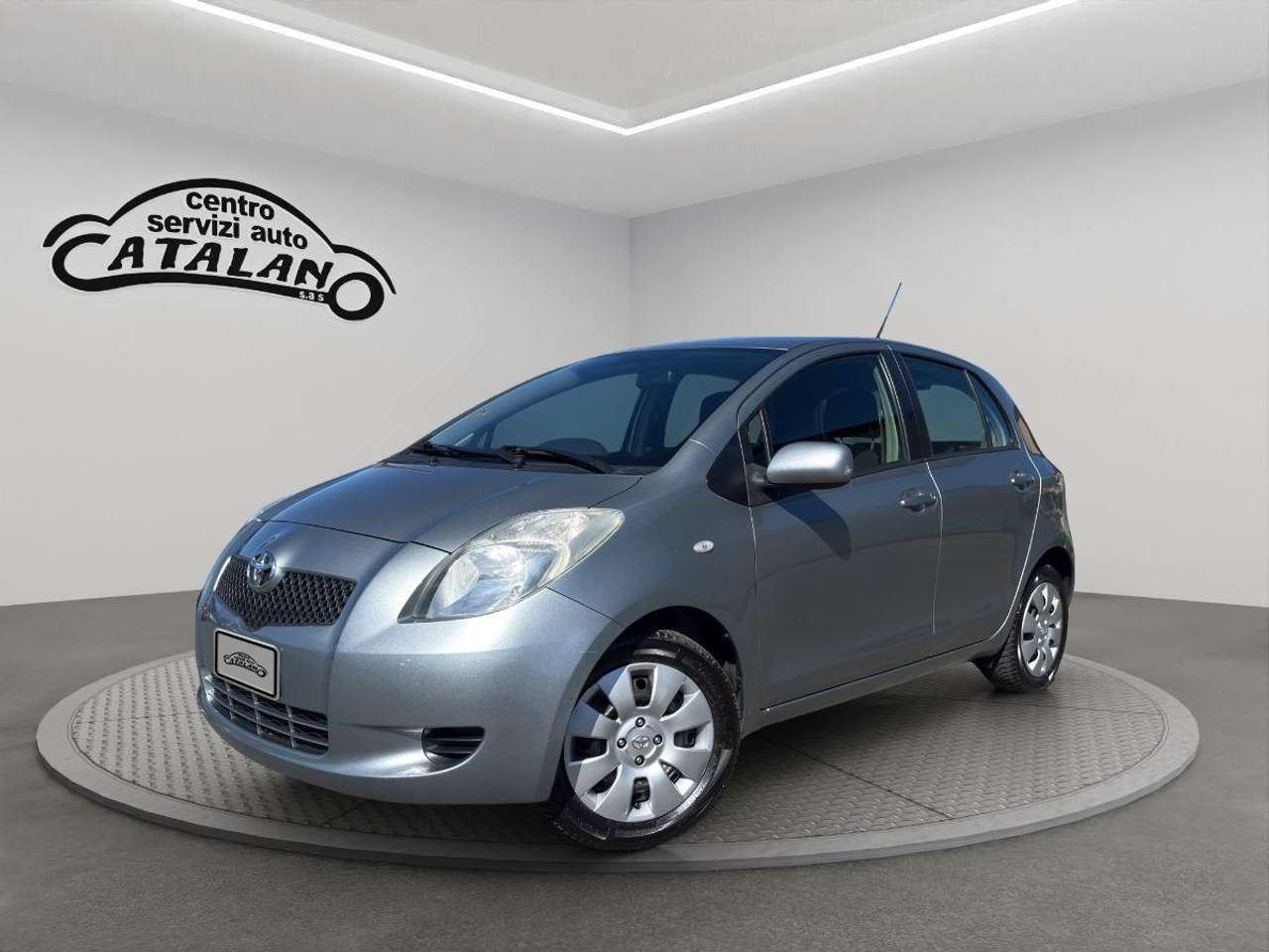 Toyota Yaris 1.0 69cv  5p. Sol