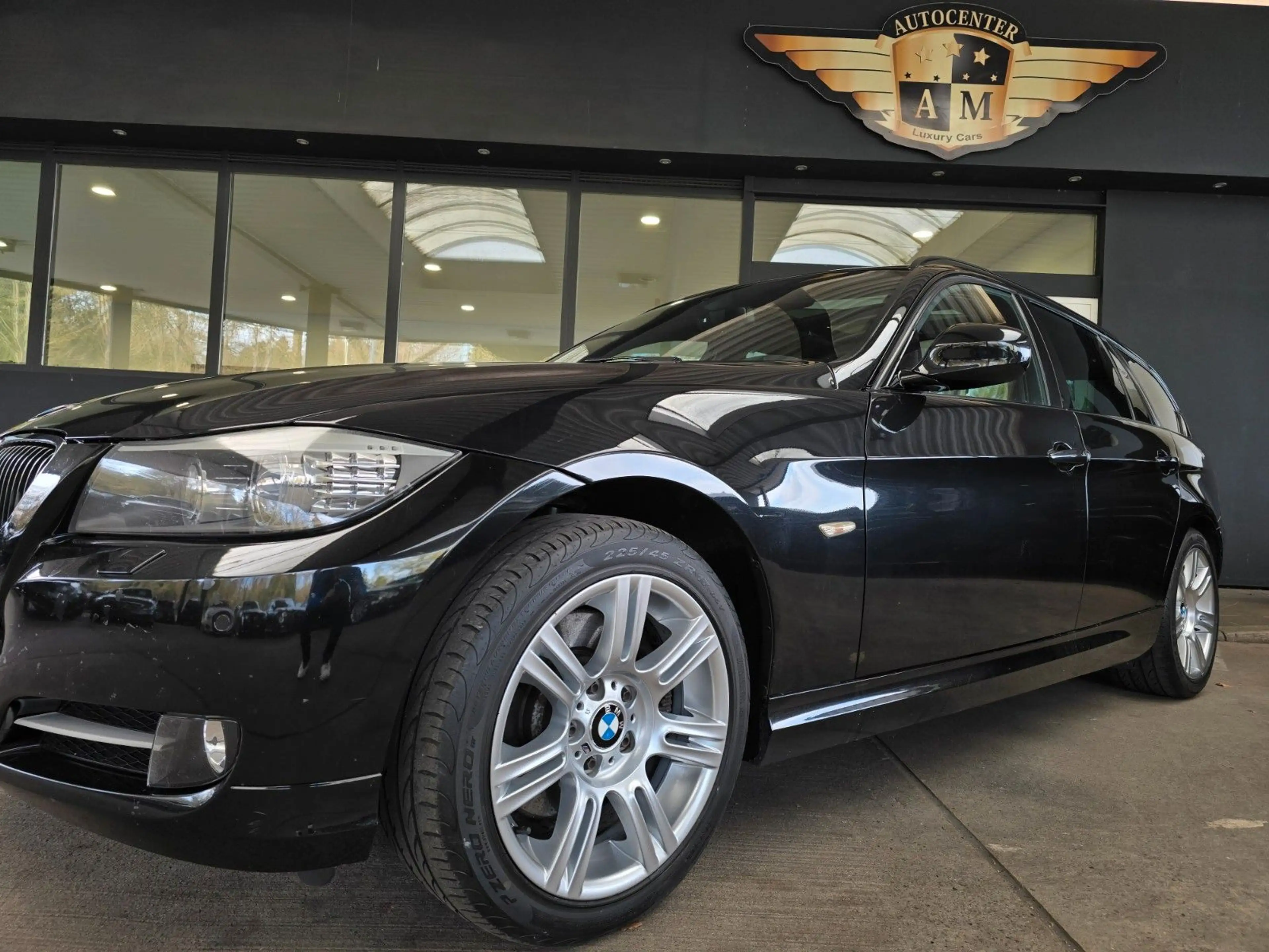 BMW 325 d Touring Edition Lifestyle PANO/M3-Felge — photo 5
