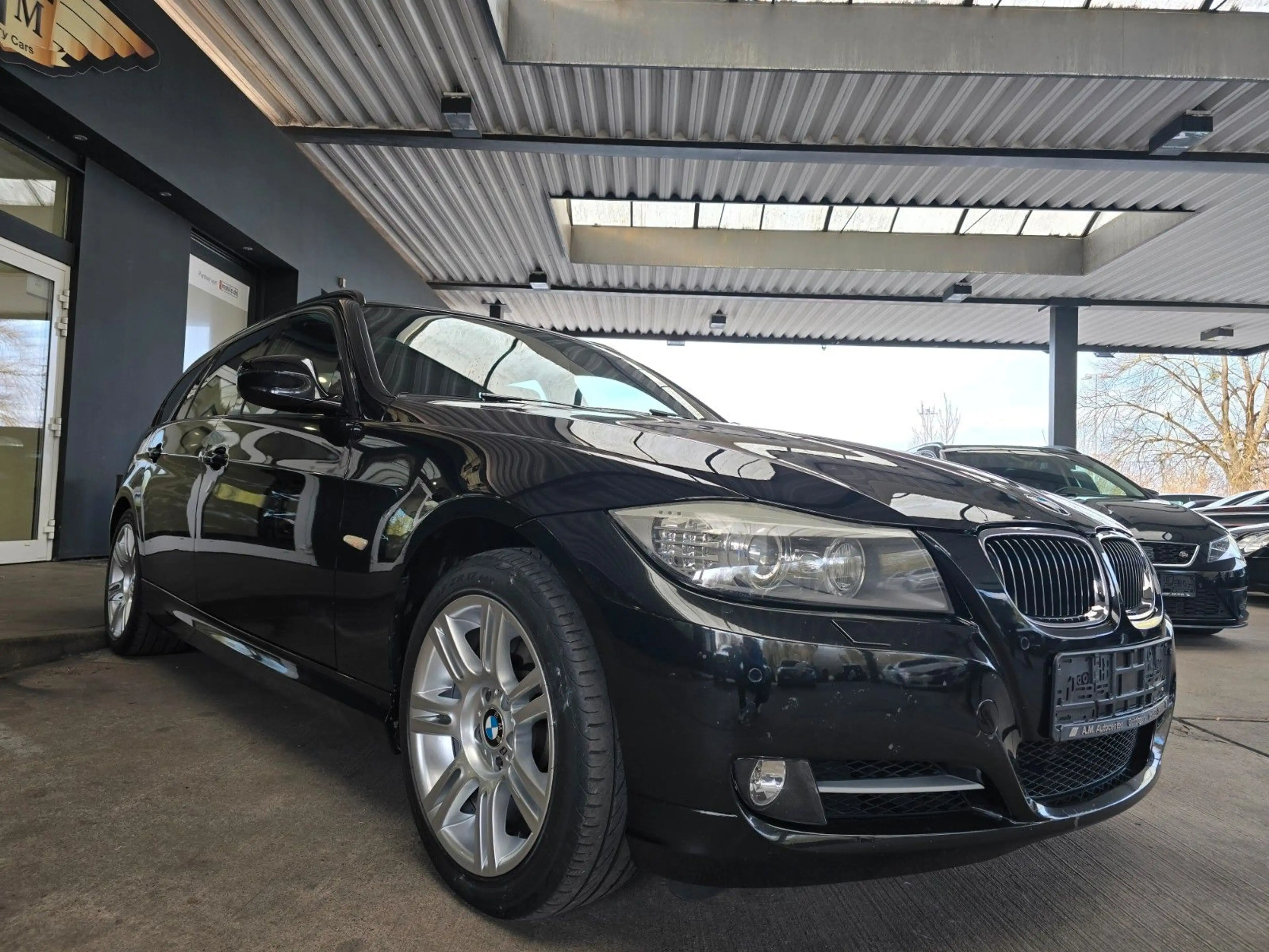 BMW 325 d Touring Edition Lifestyle PANO/M3-Felge — photo 7