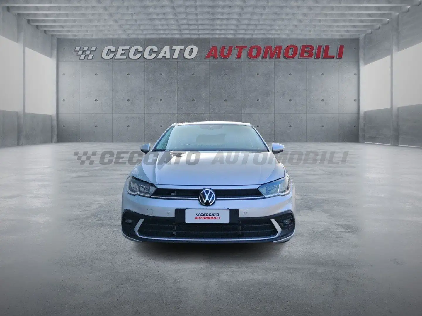 Volkswagen Polo VI 2022 1.0 tsi Life 95cv dsg Argento - 2