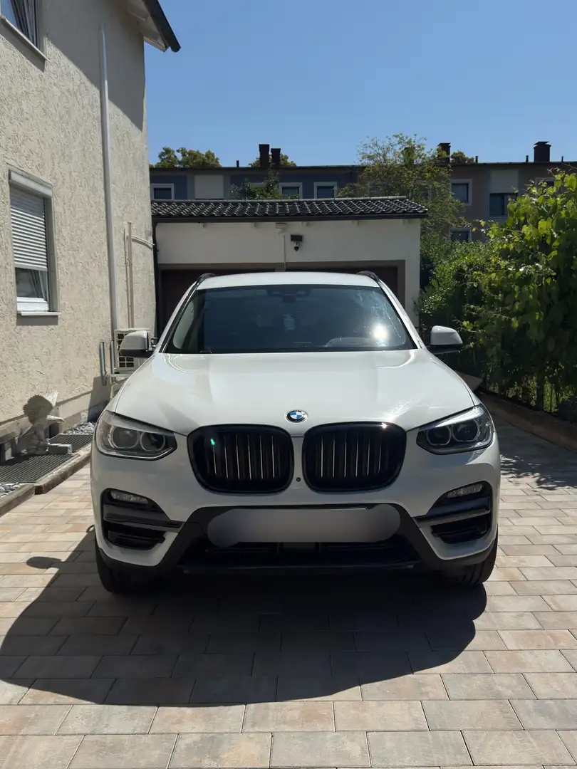BMW X3 xDrive30i Aut. Luxury Line - 2