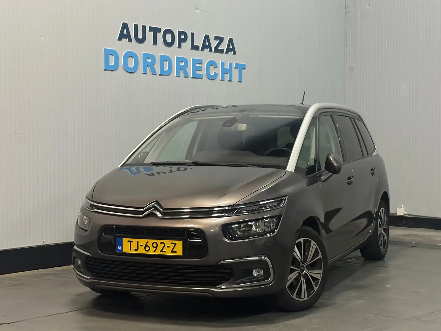 Citroen Grand C4 SpaceTourer 1.2 PureTech Business Camera/ Navi Grijs - 2