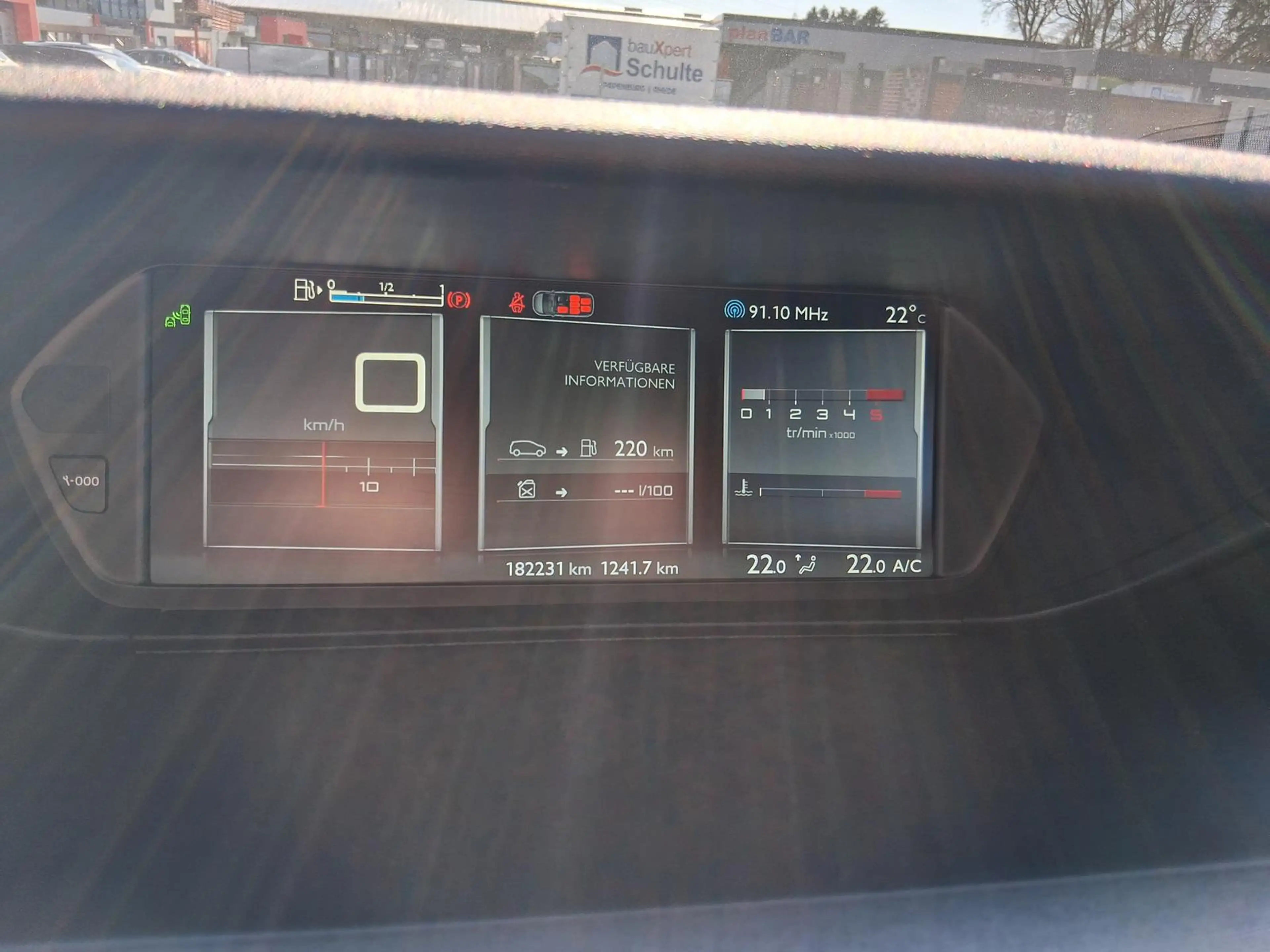 Citroen Grand C4 Picasso 1.6 Blue-HDI FAP Selection — photo 11