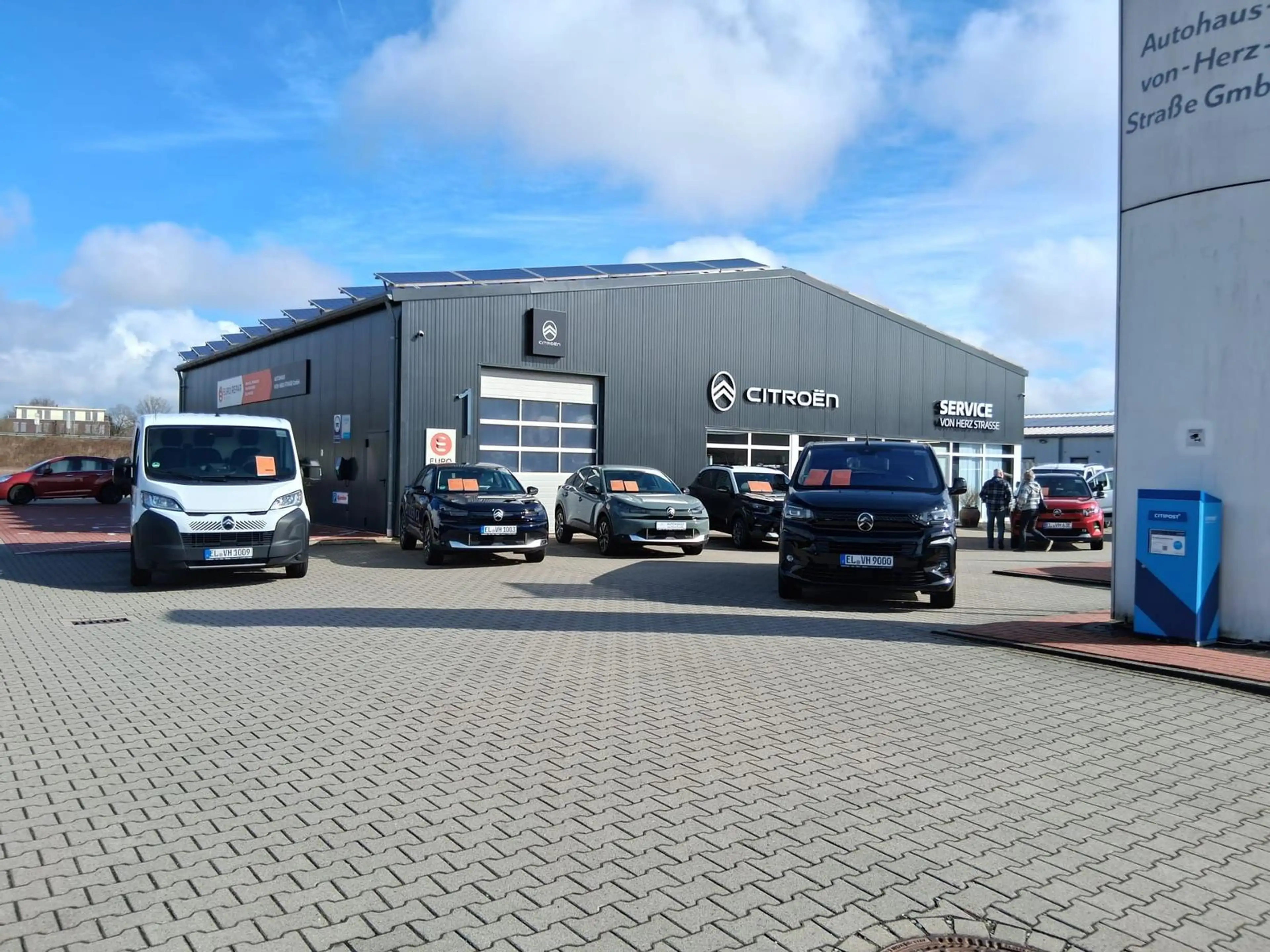 Citroen Grand C4 Picasso 1.6 Blue-HDI FAP Selection — photo 13