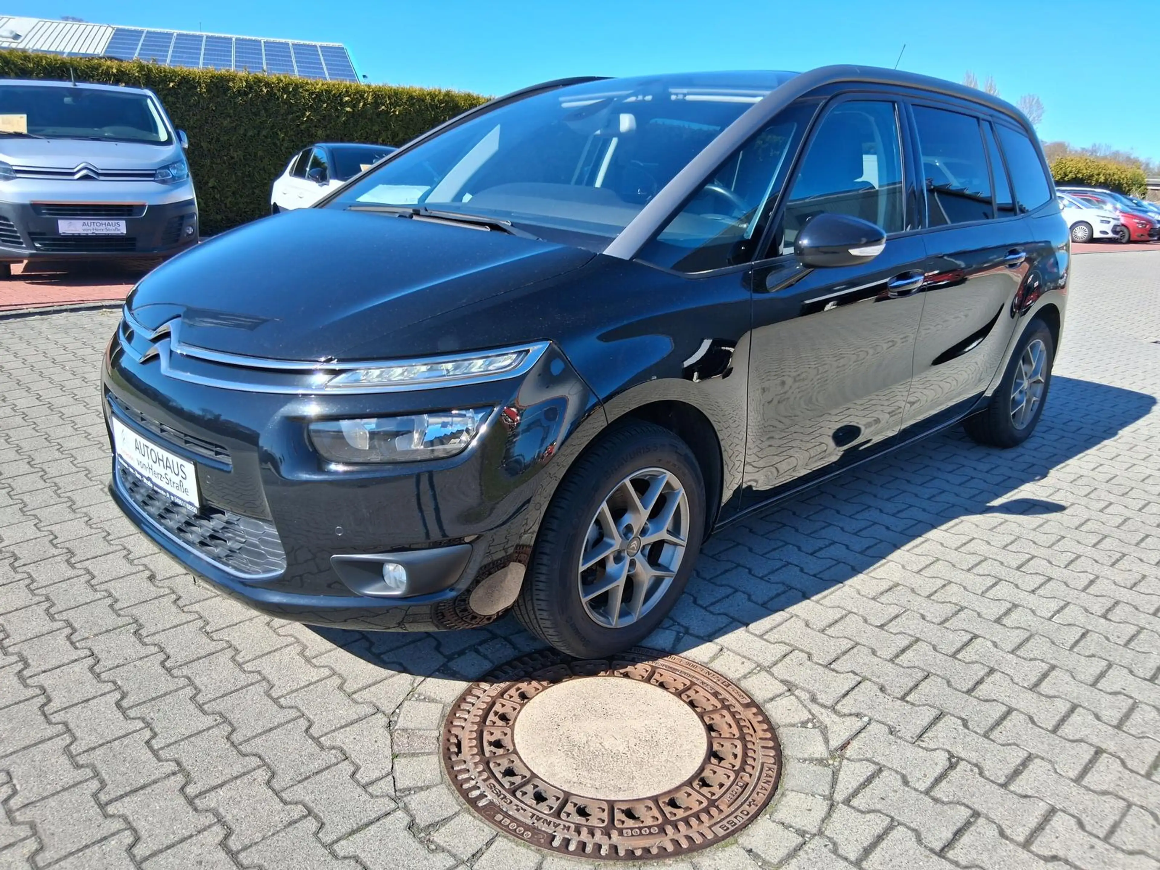 Citroen Grand C4 Picasso 1.6 Blue-HDI FAP Selection — photo 3