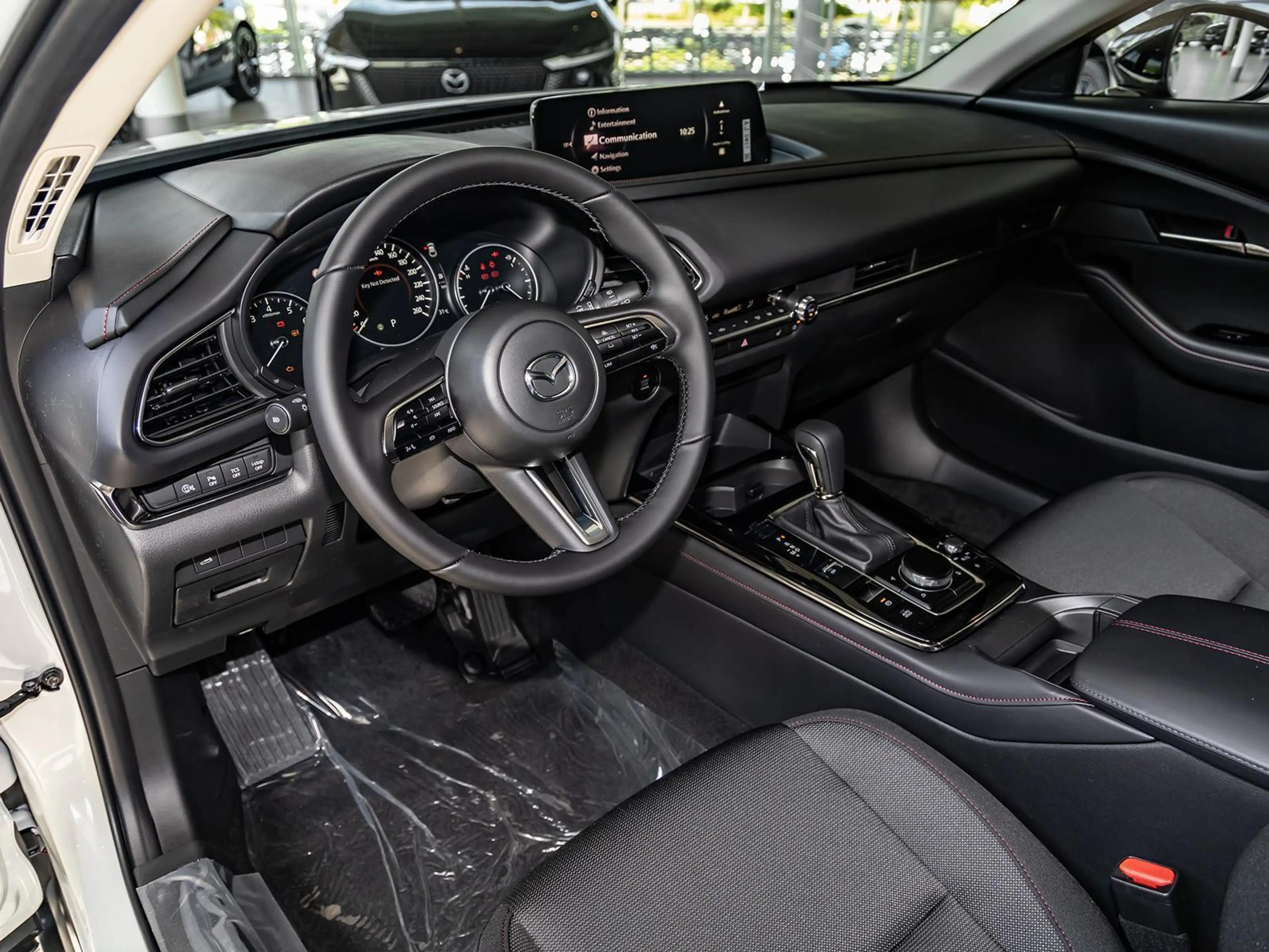 Mazda CX-30 5WGN 2.0L e-SKYACTIV X 6AT FWD Homura NAVI — photo 13