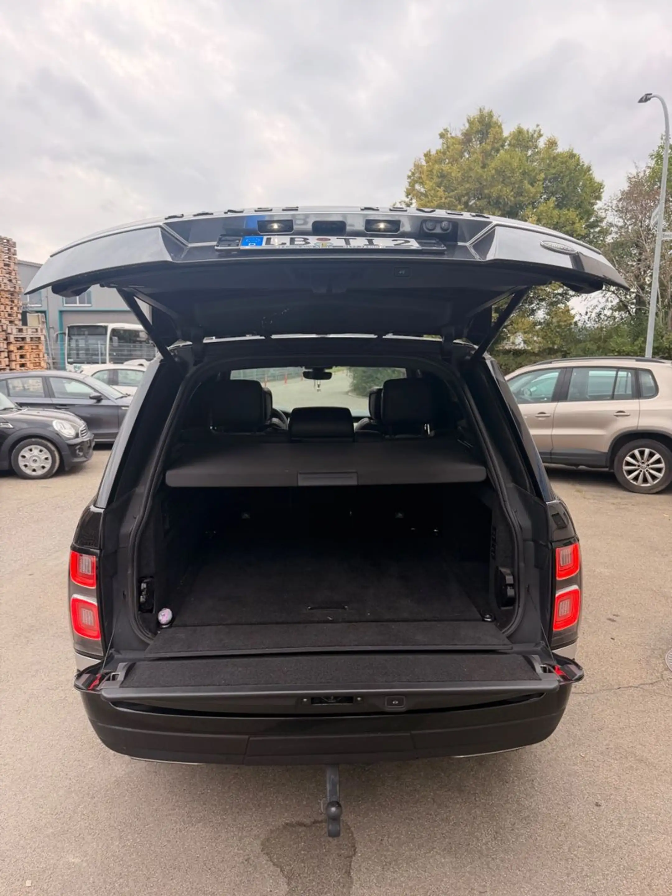 Land Rover Range Rover Vogue 4.4 PANO Keyless AHK Kamera — photo 7