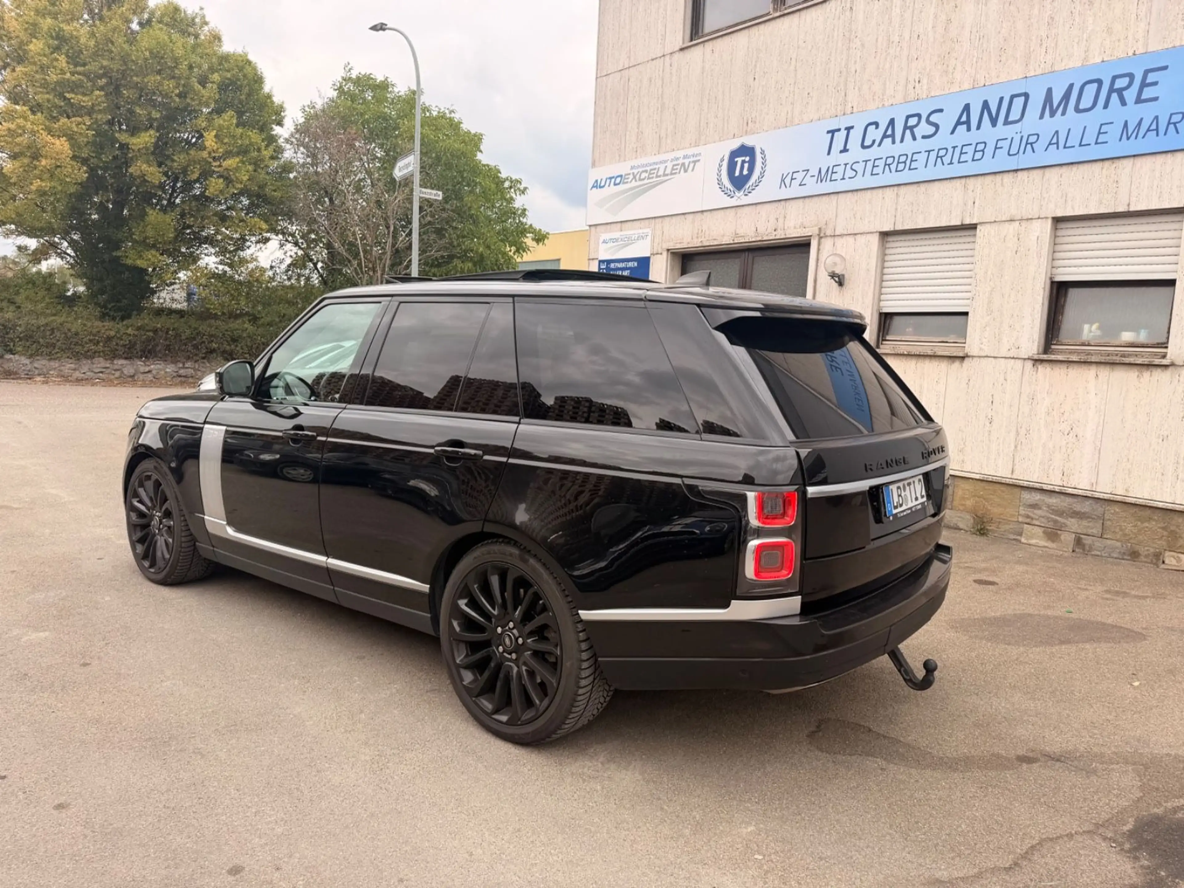 Land Rover Range Rover Vogue 4.4 PANO Keyless AHK Kamera — photo 5