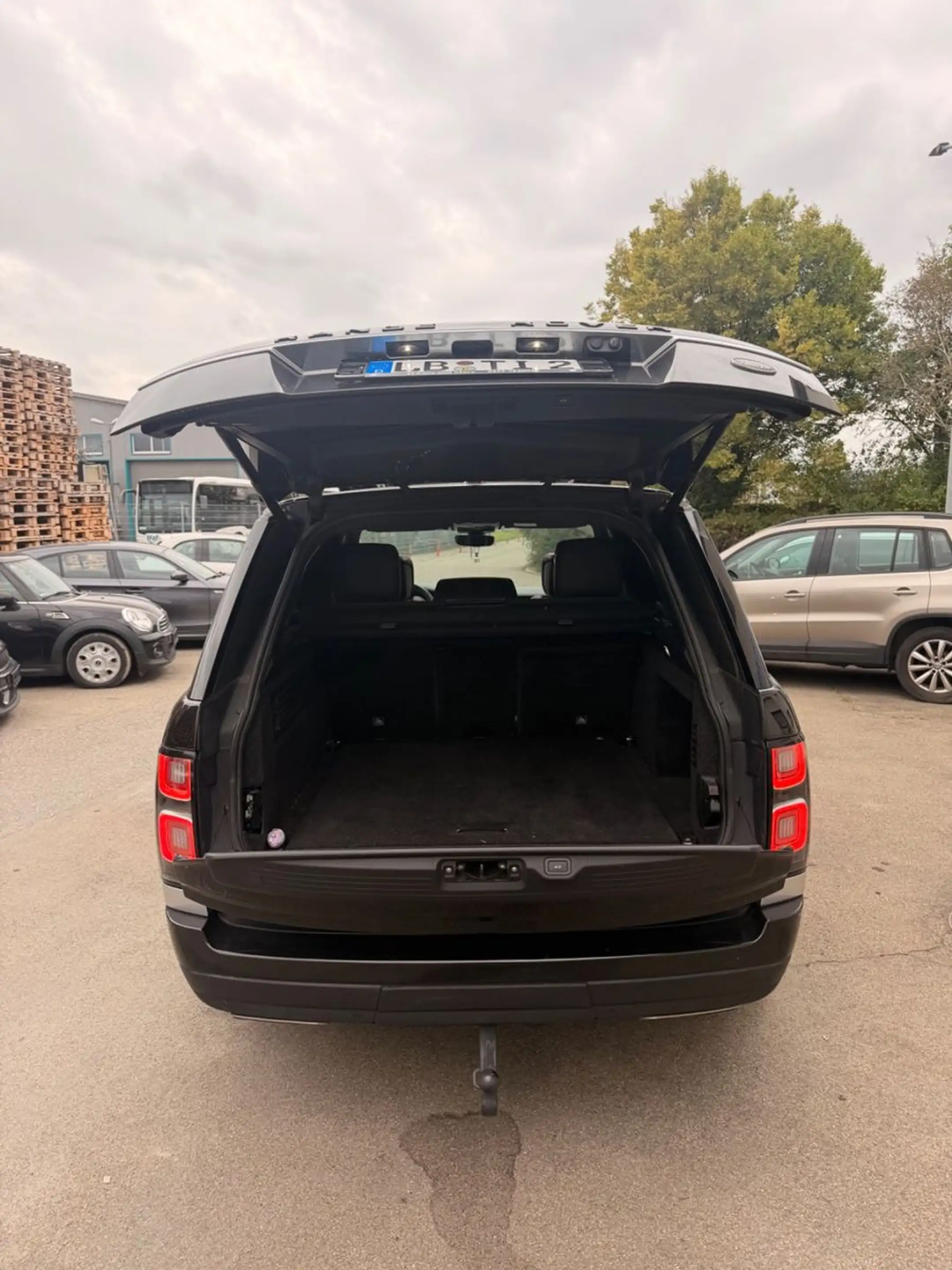 Land Rover Range Rover Vogue 4.4 PANO Keyless AHK Kamera — photo 10