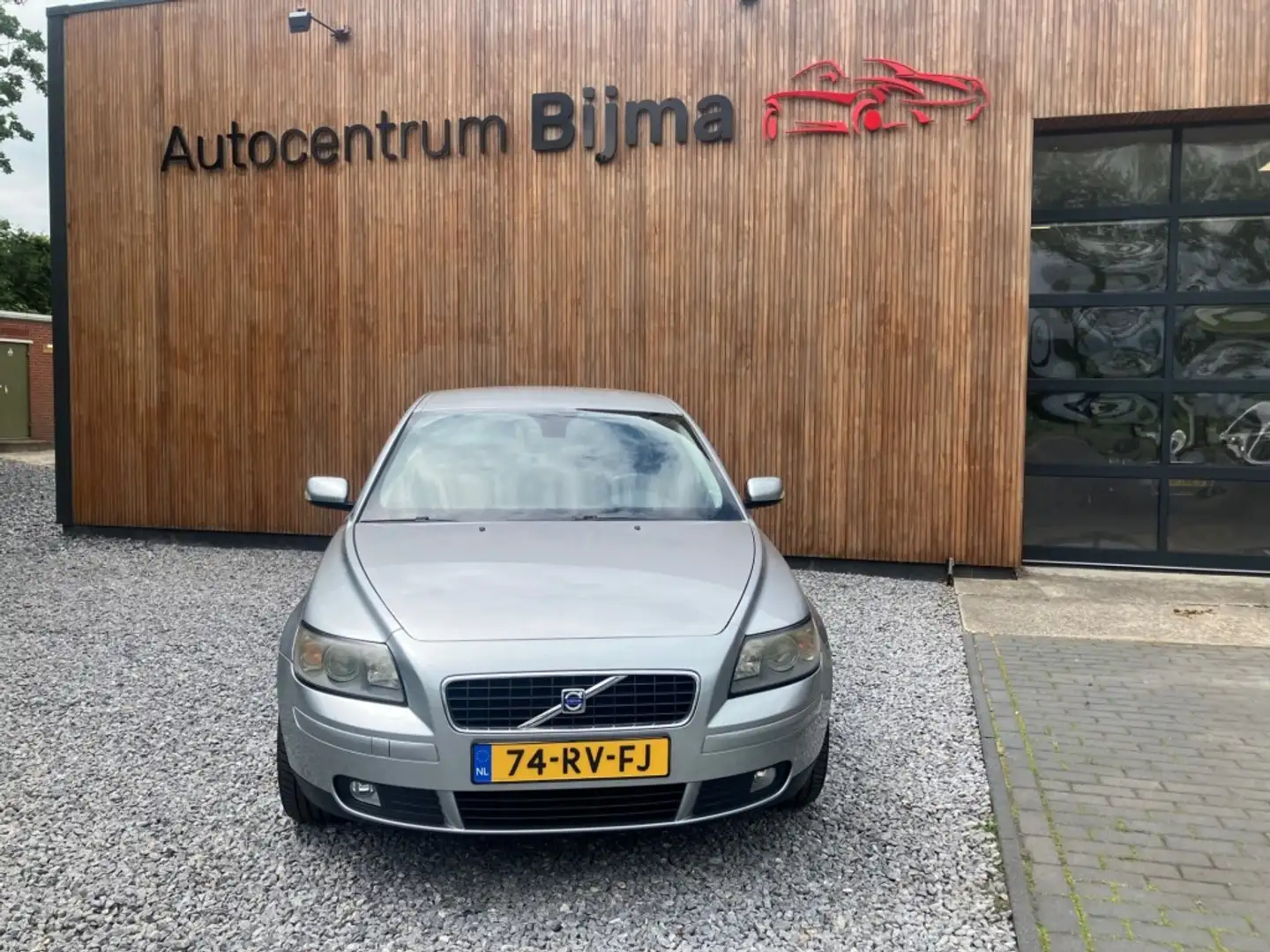 Volvo V50 Momentum Gris - 1