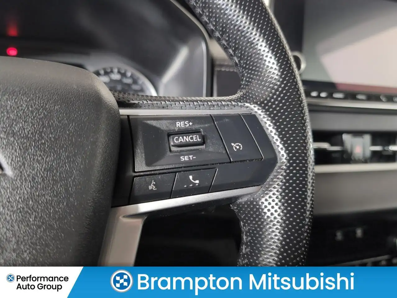 Mitsubishi Outlander снимка Mitsubishi Outlander