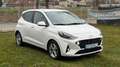 Hyundai i10 Style*1,0 67PS*AUTOMATIK*RKAM*APPLECAR*NAVI Weiß - thumbnail 1