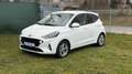 Hyundai i10 Style*1,0 67PS*AUTOMATIK*RKAM*APPLECAR*NAVI Weiß - thumbnail 4
