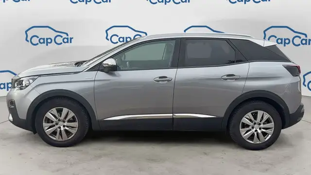 Peugeot 3008 view 2