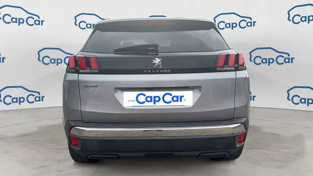 Peugeot 3008 view 3