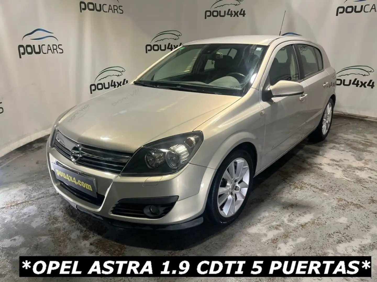 Opel Astra 1.9CDTi Elegance 150 Plateado - 1