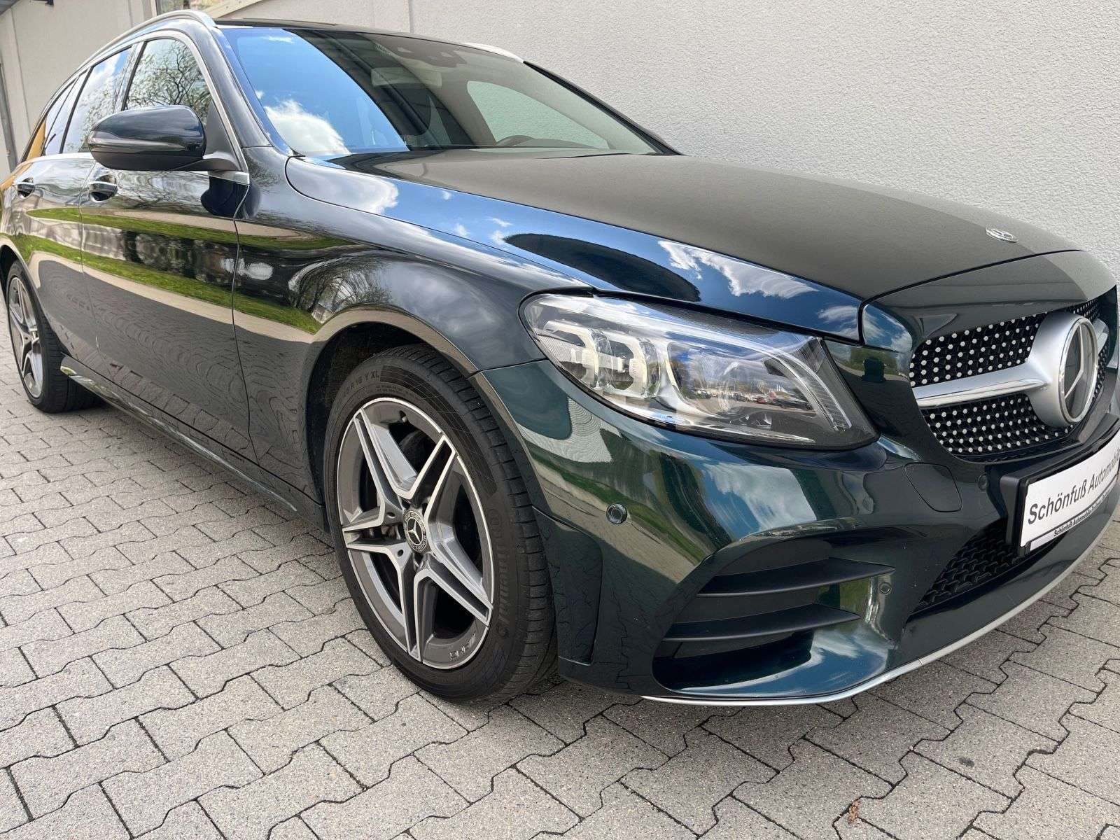 Second hand Mercedes Benz C-Class 