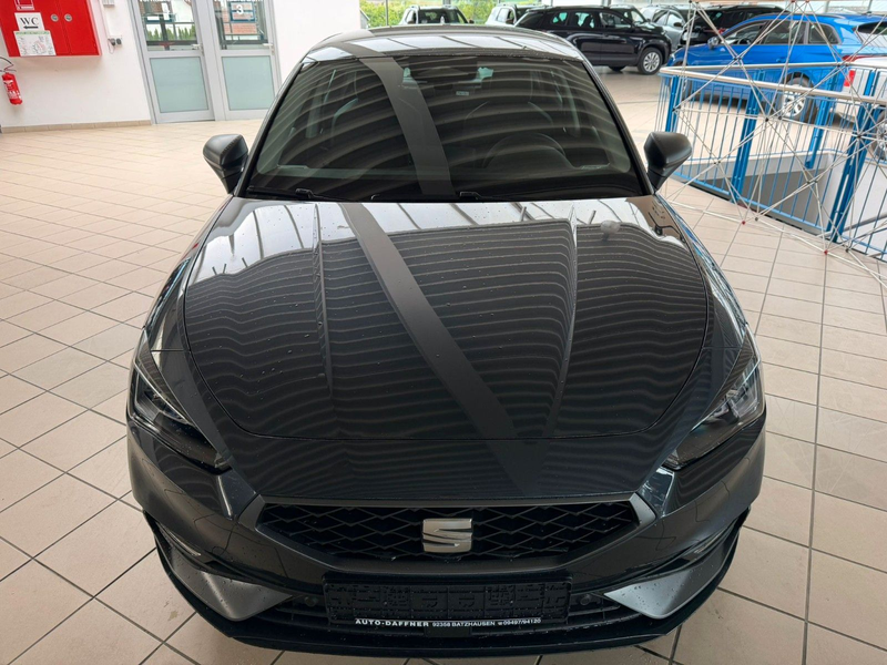 SEAT Leon 2.0 TDI 110kW FR DSG — photo 4