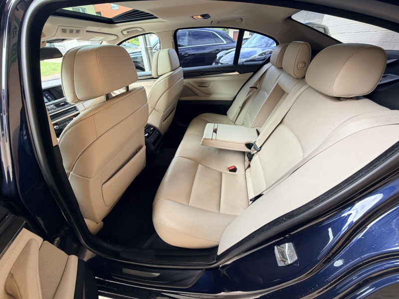 BMW 530 d xDrive Camera Head-UP, Toit Ouvrant 258cv — photo 13