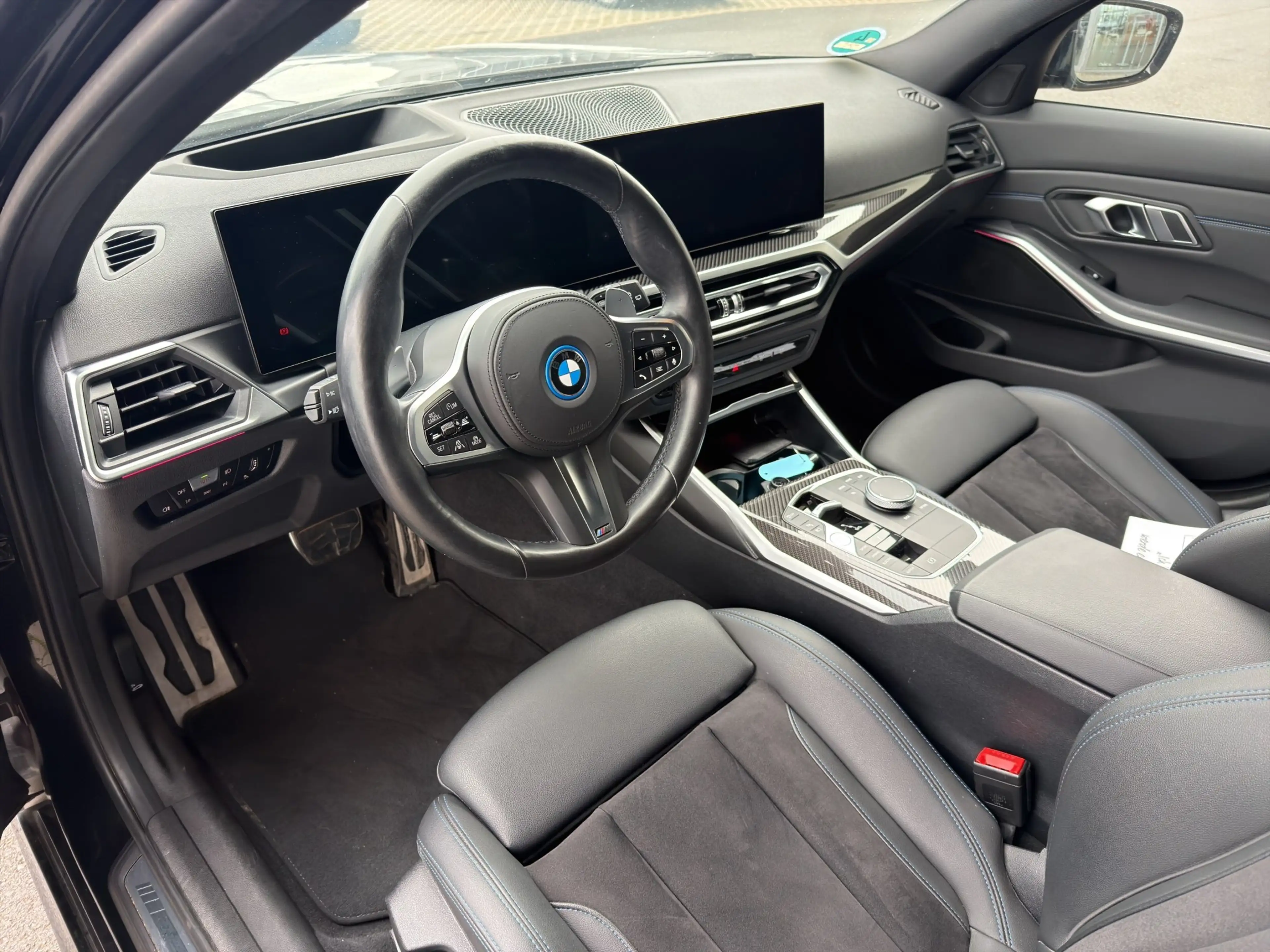 BMW 330 e xDrive Touring M Sport Pro Hifi.AkustkGl.LE — photo 7