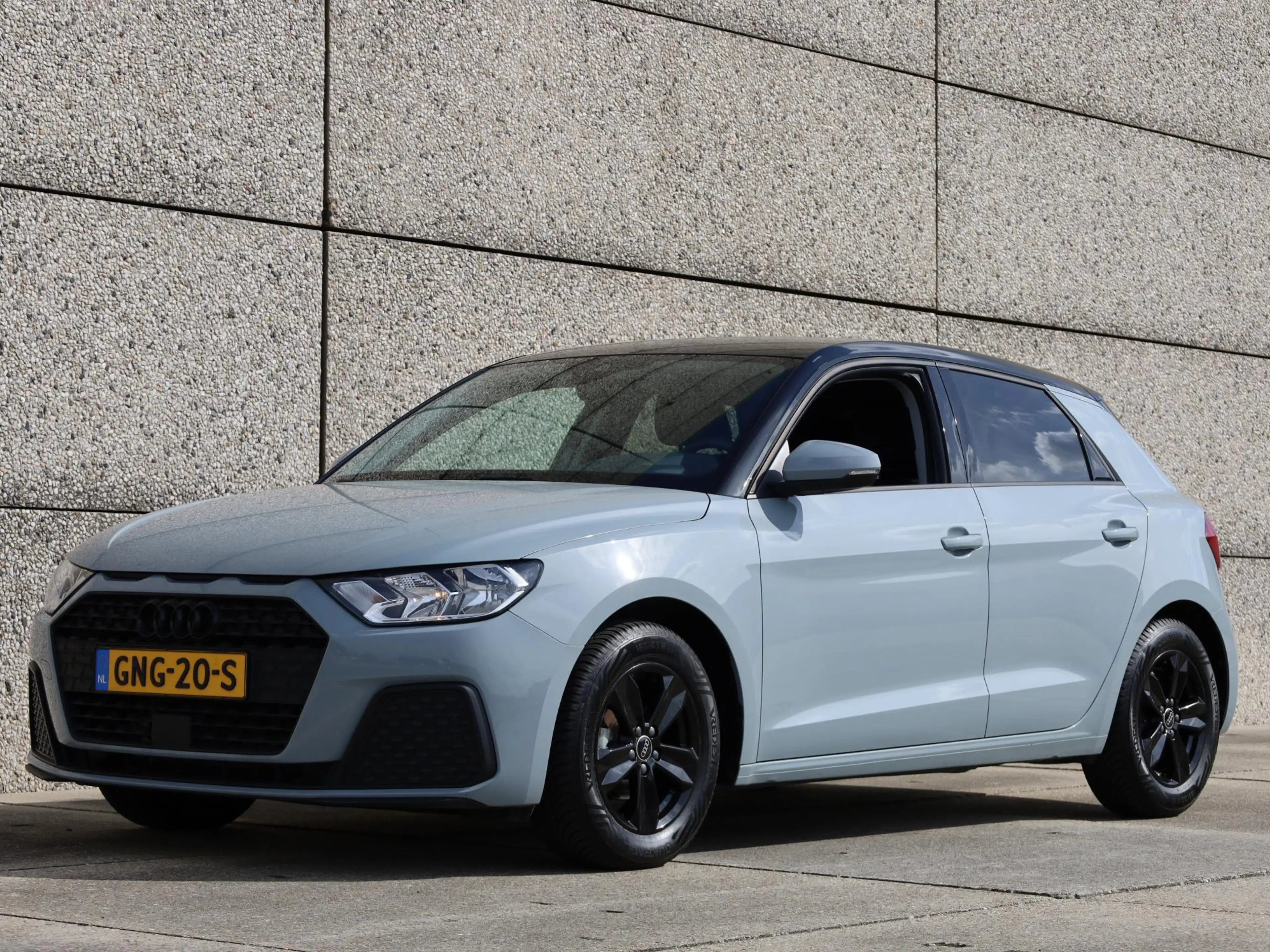 Audi A1 Sportback 25 TFSI Pro Line Zwart optiek | Cruise | — photo 5