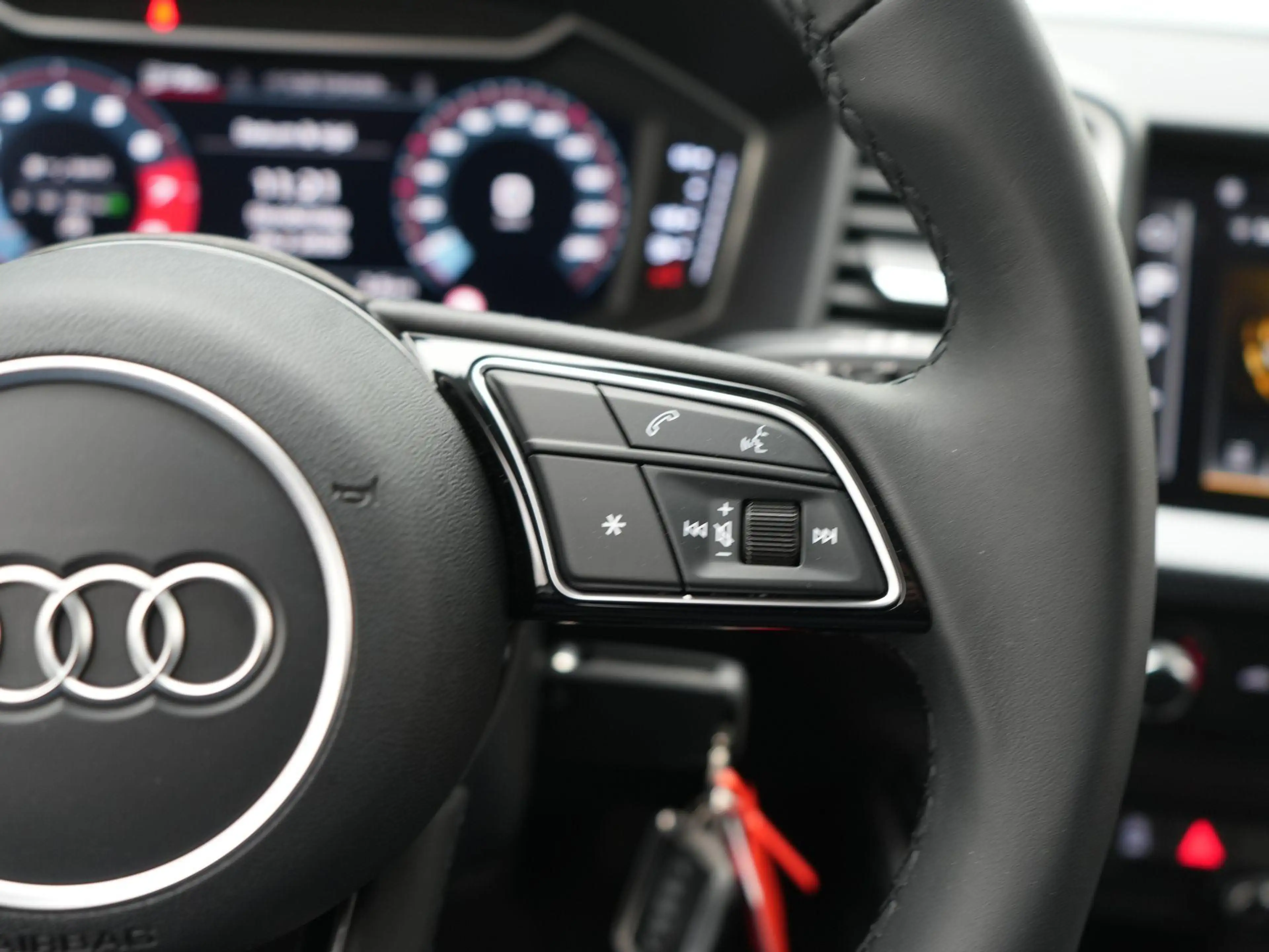 Audi A1 Sportback 25 TFSI Pro Line Zwart optiek | Cruise | — photo 15