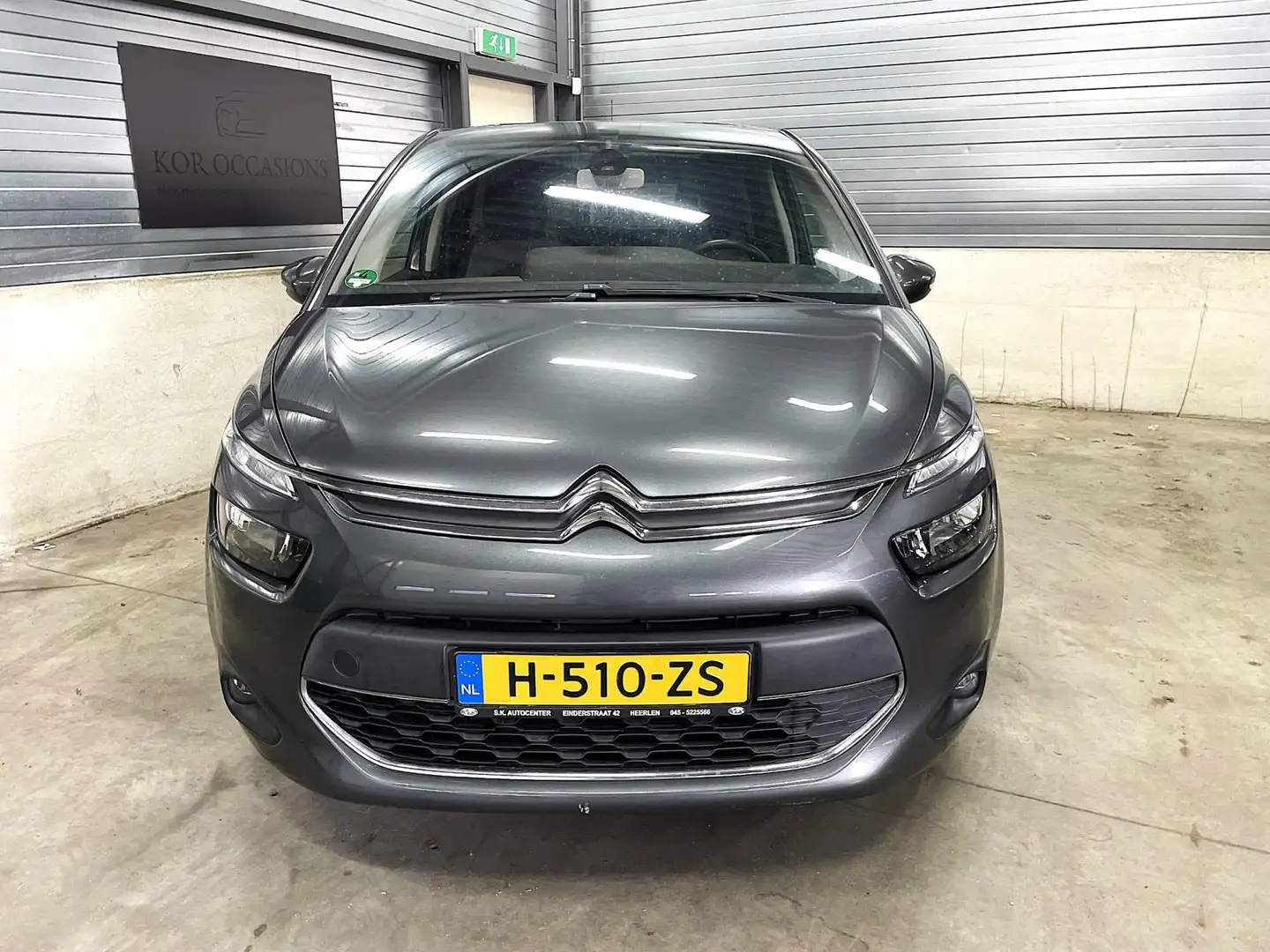 Citroen C4 Picasso 1.2 PureTech Exclusive panodak trekhaak Gris - 2