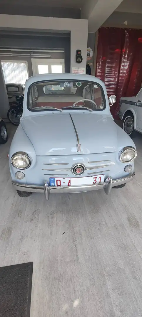 Oldtimer Fiat 600 Blau - 2