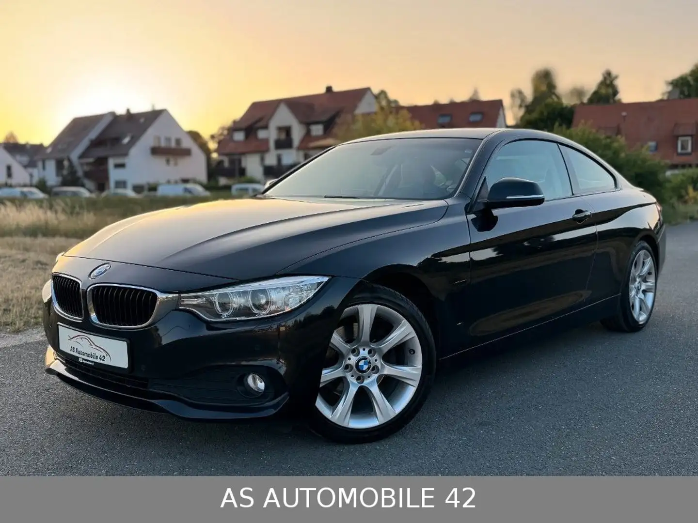 BMW 420 d F32 Coupe Automatik *2.HAND*SHZ*AHK*NAVI* Zwart - 1