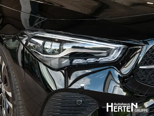 Mercedes-Benz Cla view 13